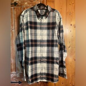 Brand New, Eddie Bauer, Black & Cream Button Up.